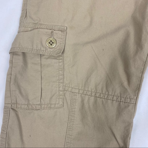Roxy Khaki Cargo Capri Pants 🟡 - Picture 3 of 8